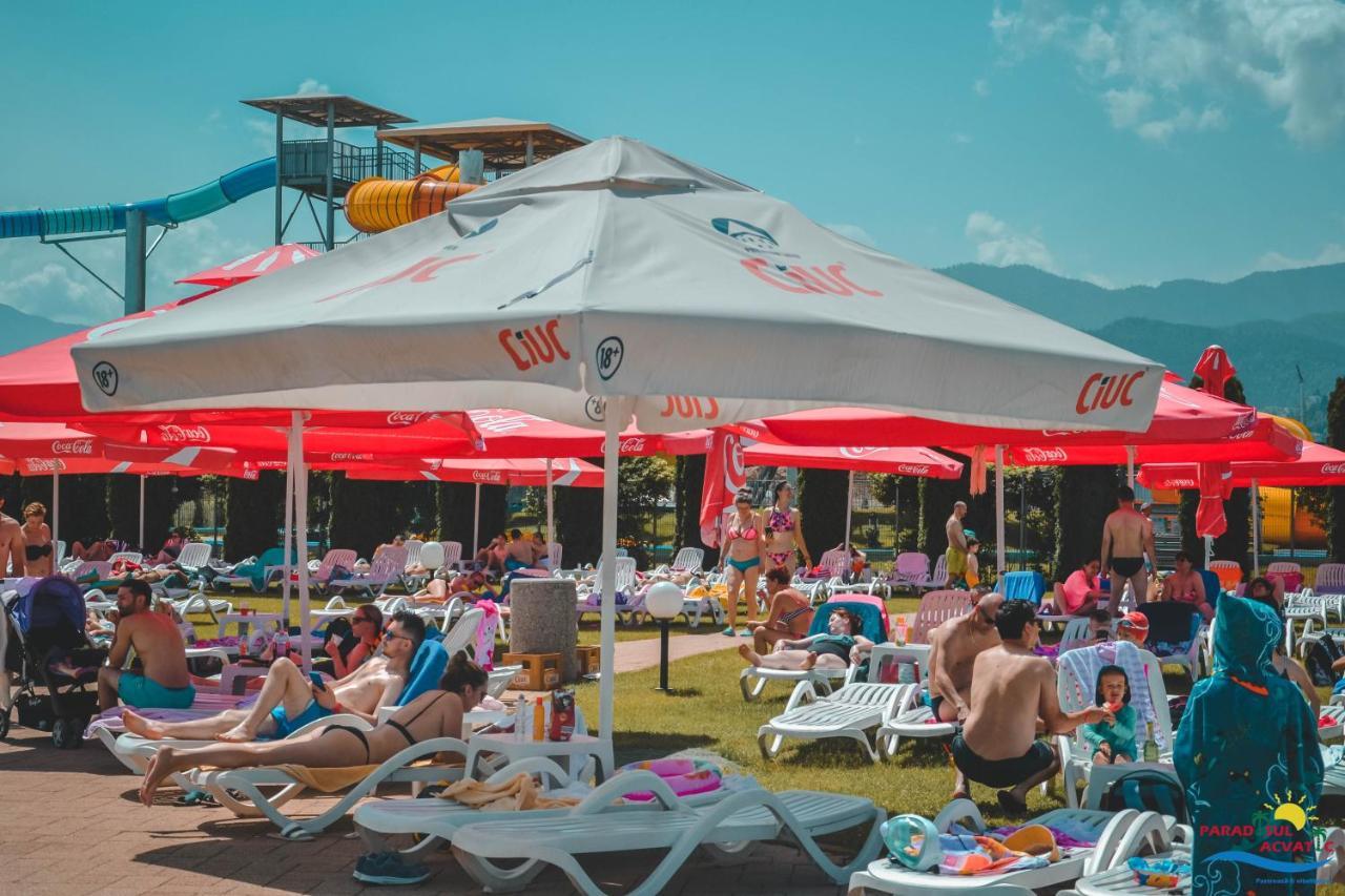 Hotel Alinalex - Paradisul Acvatic Μπρασόβ Εξωτερικό φωτογραφία