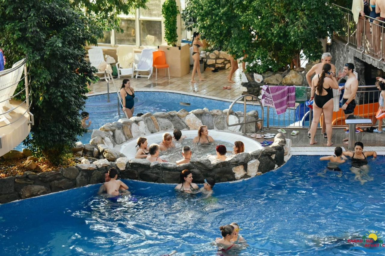 Hotel Alinalex - Paradisul Acvatic Μπρασόβ Εξωτερικό φωτογραφία